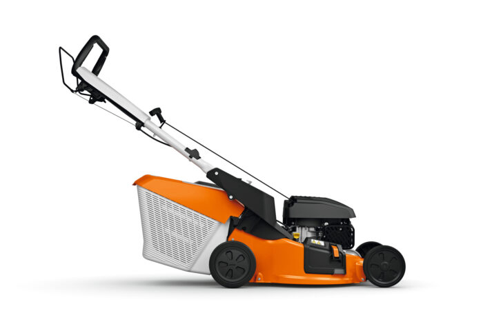 Газонокосарка бензинова RM253.3 T STIHL (WB220113415) у робочому положенні — оригінал