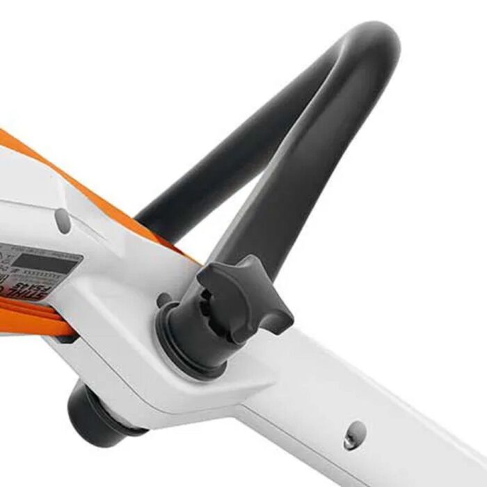 Акумуляторна коса FSA45 STIHL (45120115701) у робочому положенні — оригінал
