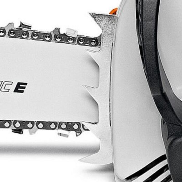 Електропила MSE 190 C-Q 3/8"P P 35см 63РМ3 STIHL (12092000157) у робочому положенні — оригінал